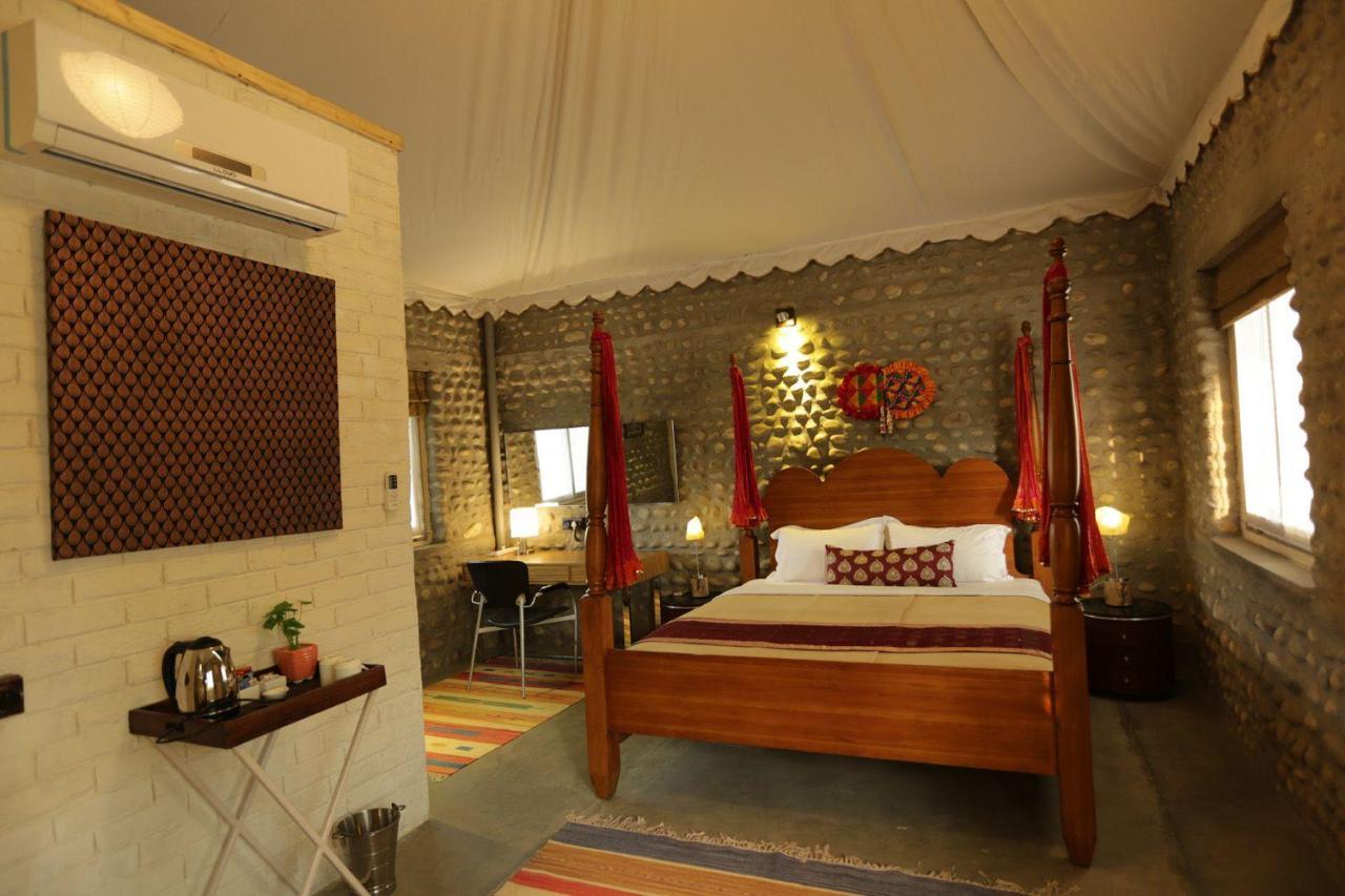 Anand At The Satluj Hotel Anandpur Sāhib Екстериор снимка